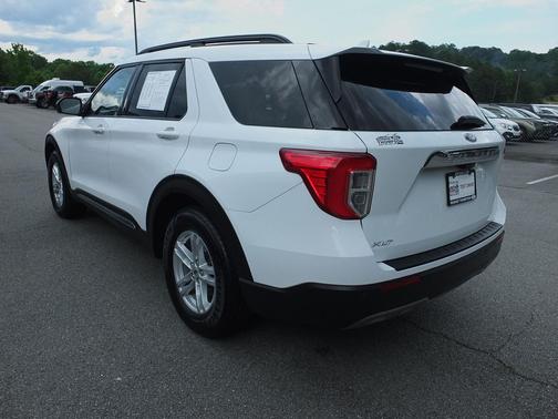 Oxford White 2020 Ford Explorer XLT