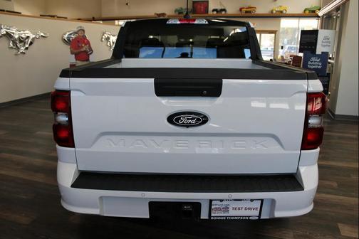 2025 Ford Maverick Lobo Standard