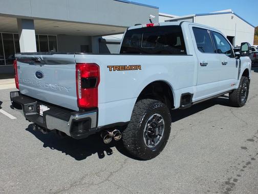 2024 Ford F-350 Lariat