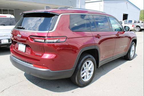 2024 Jeep Grand Cherokee L Laredo