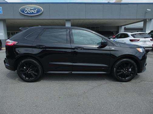 2024 Ford Edge ST Line