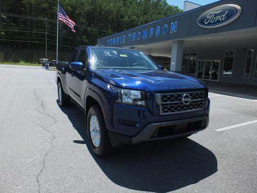 Deep Blue Pearl 2022 Nissan Frontier SV
