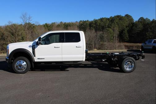 2026 Ford F-450 Lariat