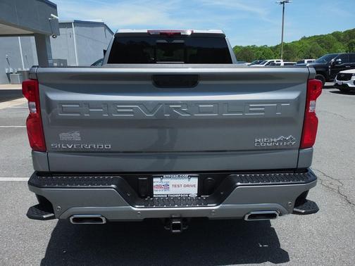 Sterling Gray Metallic 2025 Chevrolet Silverado 1500 High Country