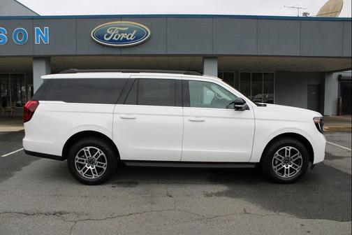 2025 Ford Expedition Max Active 4x4