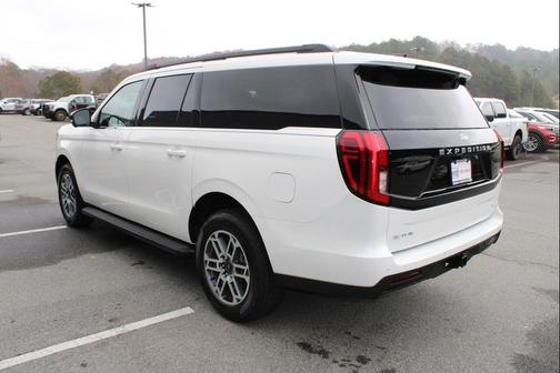 2025 Ford Expedition Max Active 4x4