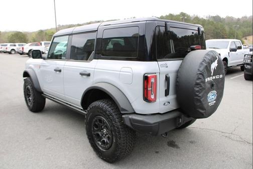 Avalanche Gray 2026 Ford Bronco Badlands
