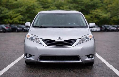 2014 Toyota Sienna LE