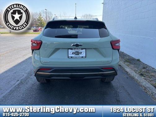 Cacti Green 2025 Chevrolet Trax FWD ACTIV