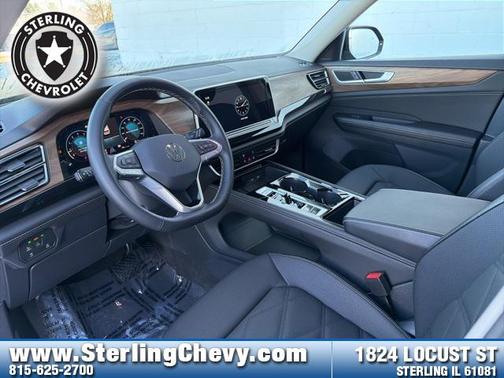 2025 Volkswagen Atlas 2.0T SE w/Technology 4MOTION