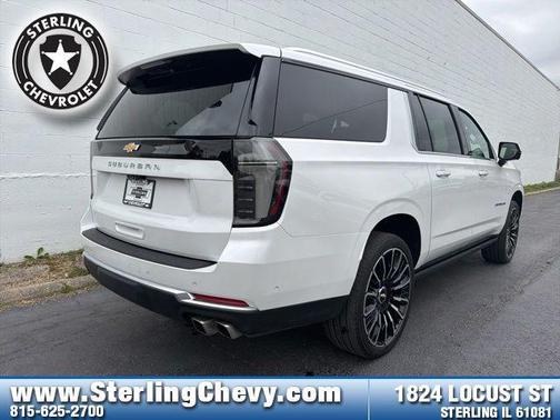 Iridescent Pearl Tricoat 2025 Chevrolet Suburban 4WD High Country