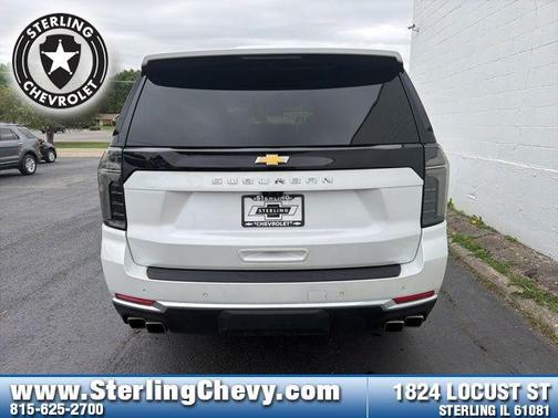 Iridescent Pearl Tricoat 2025 Chevrolet Suburban 4WD High Country