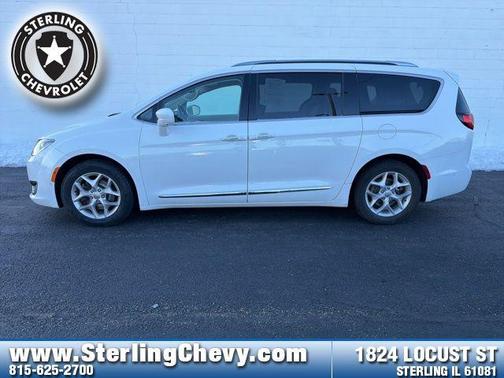 2019 Chrysler Pacifica Touring-L Plus