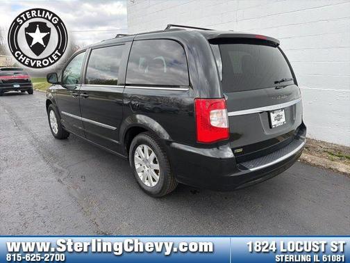 2014 Chrysler Town & Country Touring
