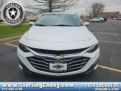 2022 Chevrolet Malibu FWD LT