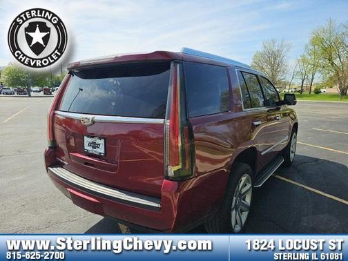 2017 Cadillac Escalade Luxury