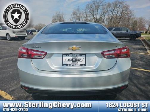 2022 Chevrolet Malibu FWD LT