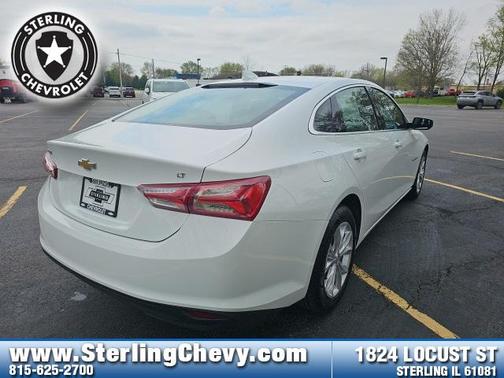 2022 Chevrolet Malibu FWD LT