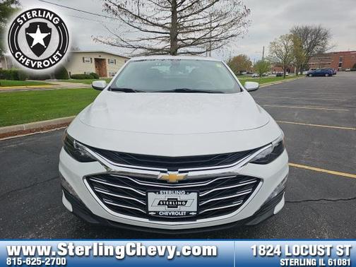 2022 Chevrolet Malibu FWD LT