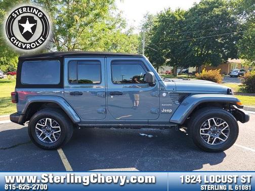 2024 Jeep Wrangler 4-Door Sahara 4x4