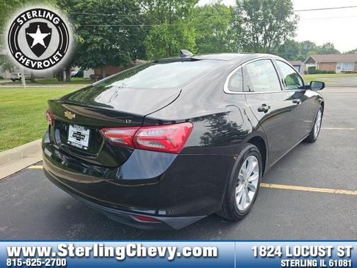 2022 Chevrolet Malibu FWD LT
