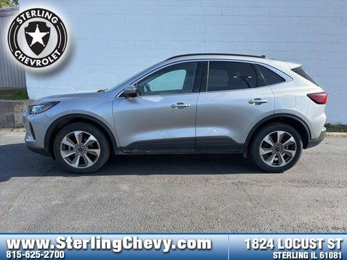 Iconic Silver Metallic 2024 Ford Escape Platinum
