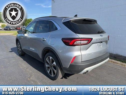 Iconic Silver Metallic 2024 Ford Escape Platinum
