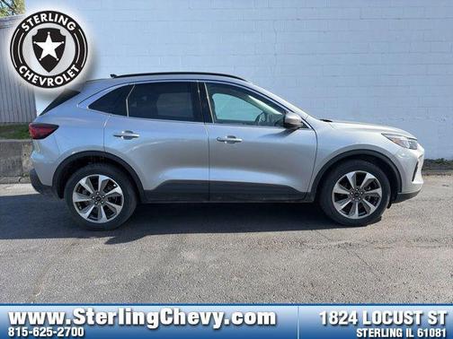 Iconic Silver Metallic 2024 Ford Escape Platinum