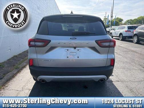Iconic Silver Metallic 2024 Ford Escape Platinum