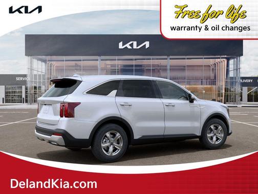 White Pearl 2026 Kia Sorento LX