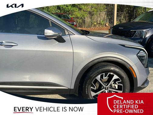 Everlasting Silver 2024 Kia Sportage EX
