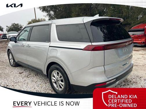 2023 Kia Carnival LX