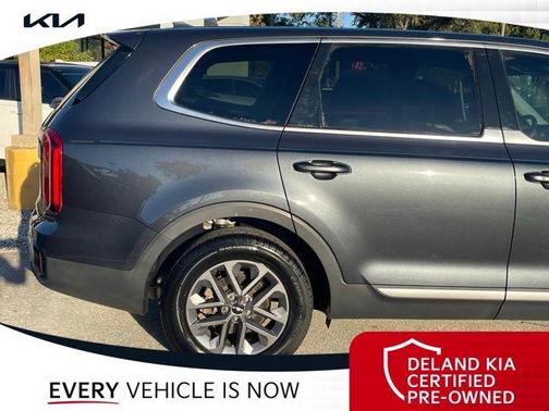 2023 Kia Telluride LX