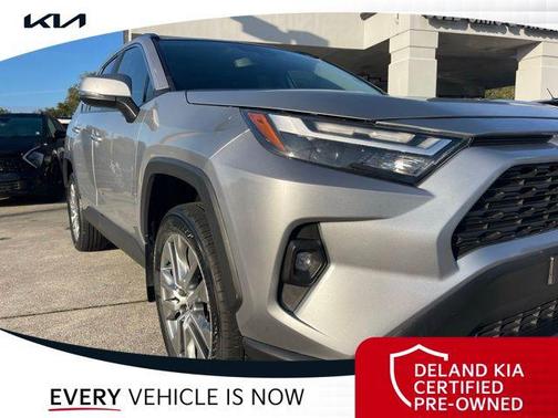 2022 Toyota RAV4 XLE Premium