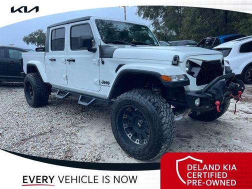 2021 Jeep Gladiator Willys 4x4