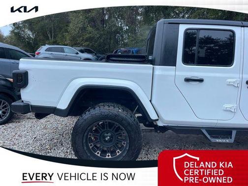 2021 Jeep Gladiator Willys 4x4
