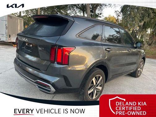 2023 Kia Sorento S