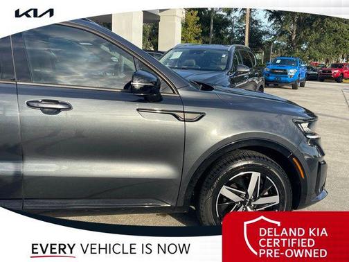 2023 Kia Sorento S