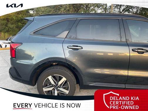 2023 Kia Sorento S