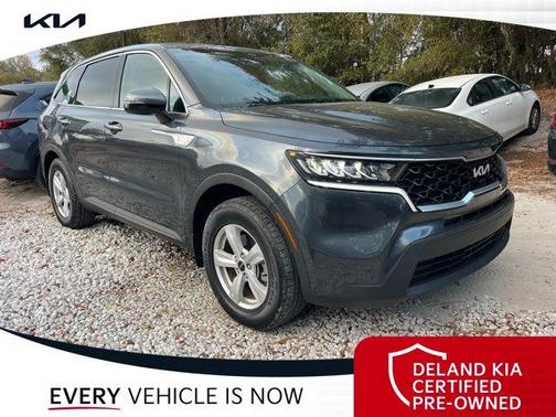 2022 Kia Sorento LX