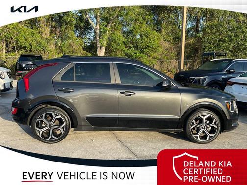 Graphite Gray 2023 Kia Niro Touring