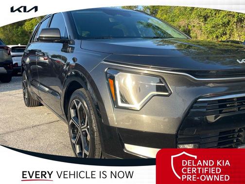 Graphite Gray 2023 Kia Niro Touring