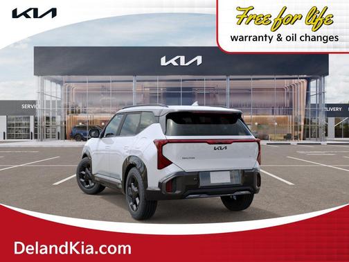 White Pearl 2027 Kia Seltos X-Line S