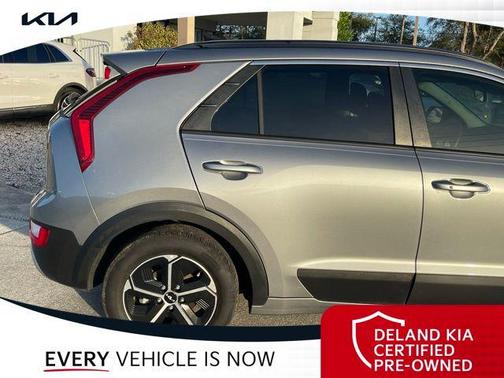 2023 Kia Niro EX