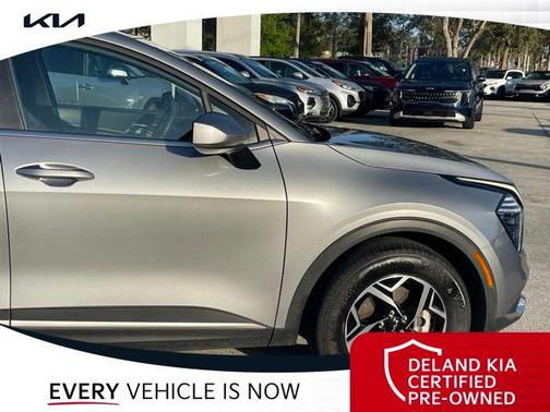 2024 Kia Sportage LX