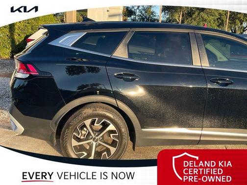 2025 Kia Sportage EX