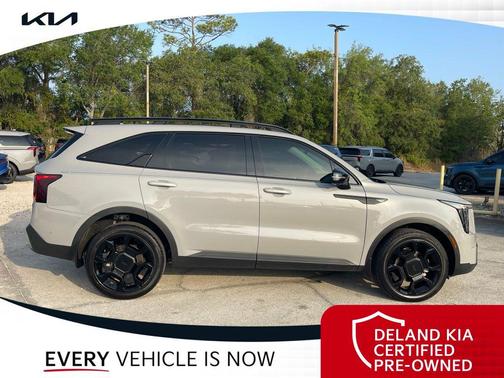 Wolf Gray 2025 Kia Sorento SX