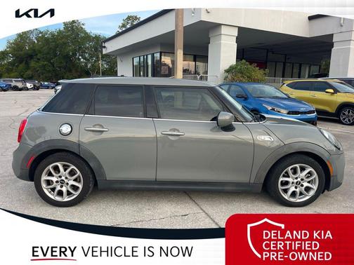 Moonwalk Grey Metallic 2020 MINI Hardtop Cooper S