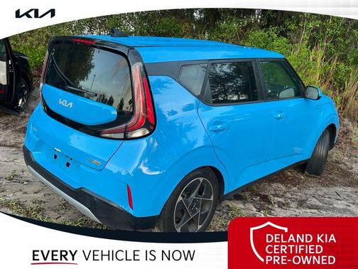 Surf Blue 2024 Kia Soul EX
