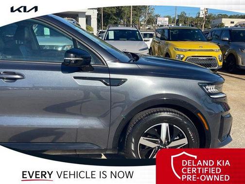 2022 Kia Sorento S